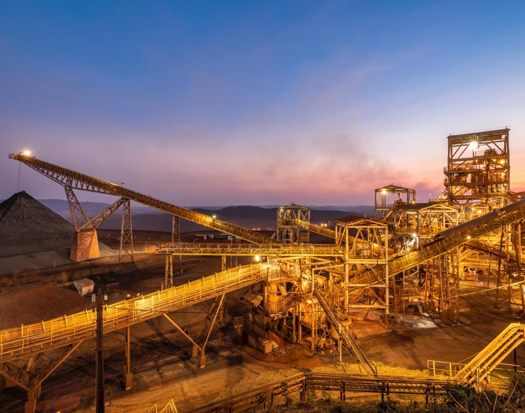 Dia da Indústria: mineração é uma das principais atividades industriais do Brasil